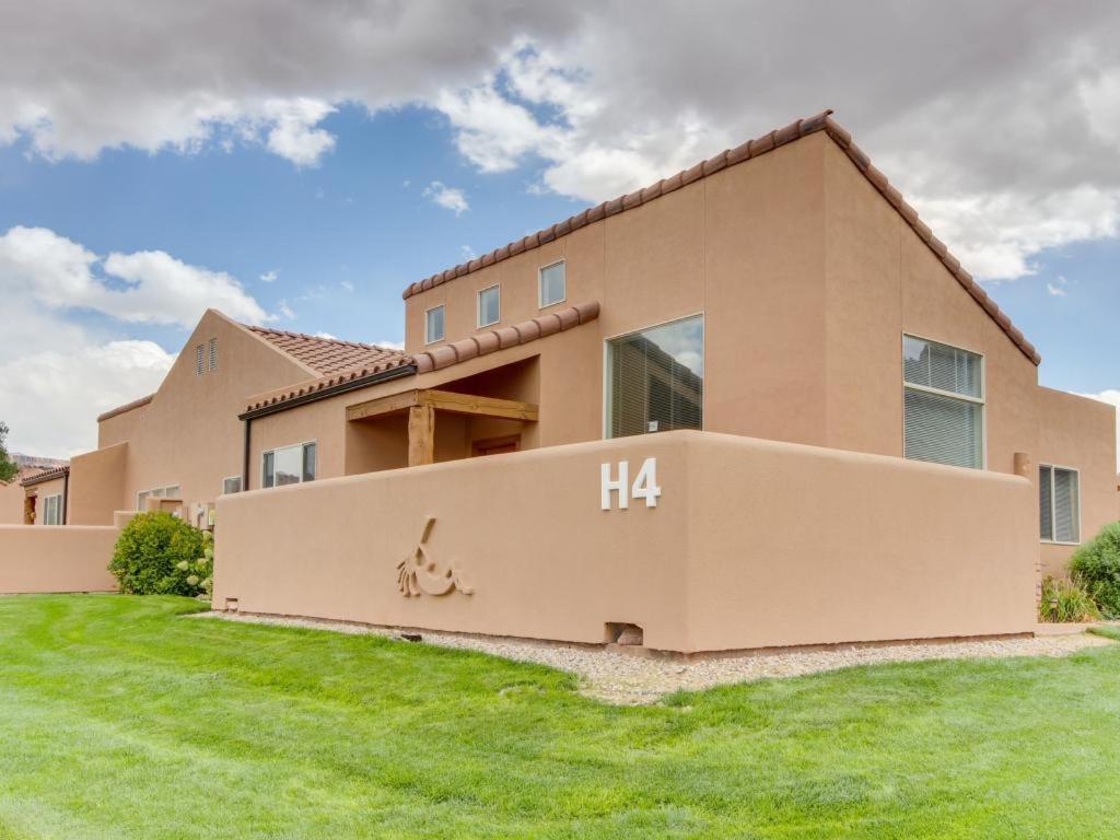 Rim Village H4 - Bed and Breakfast Moab