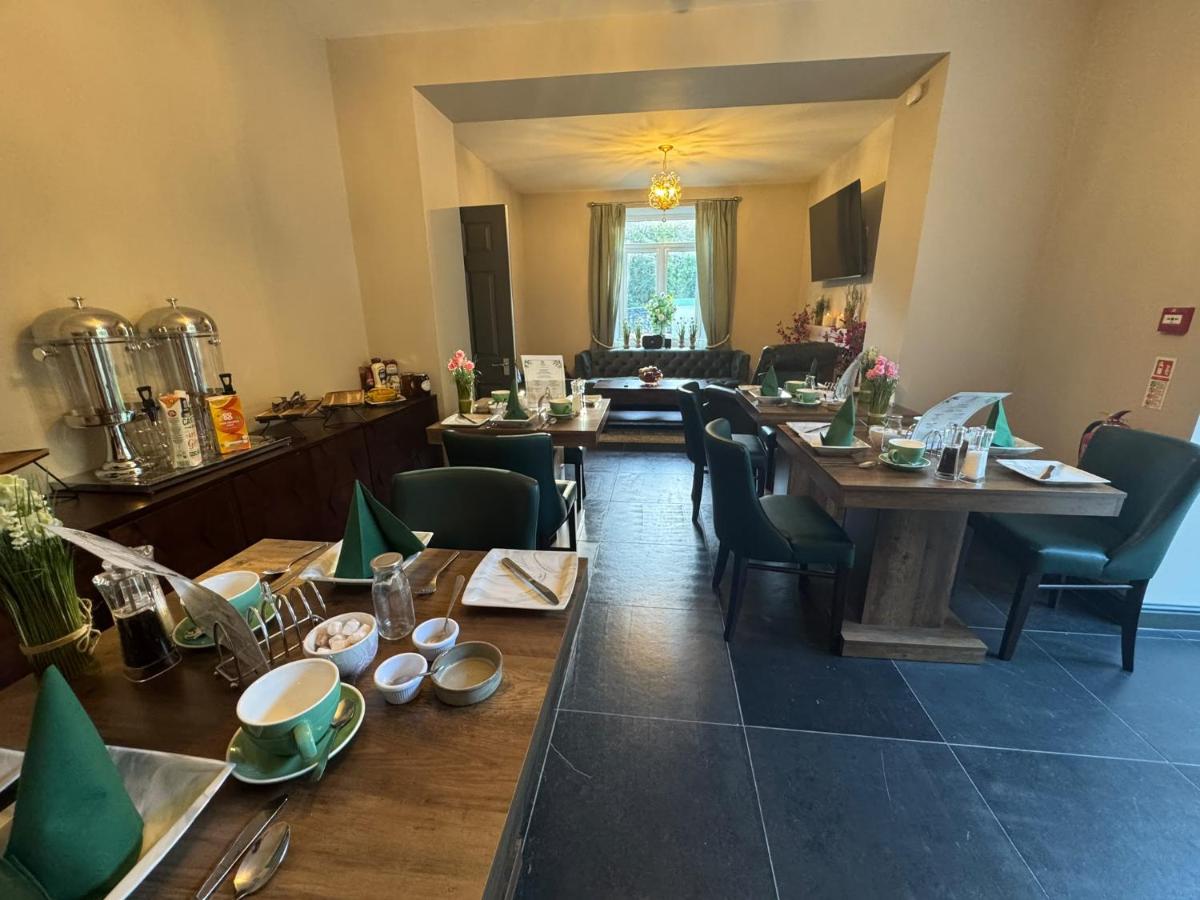 Beautiful Mountain and Riverside B&B - B&B Abergynolwyn