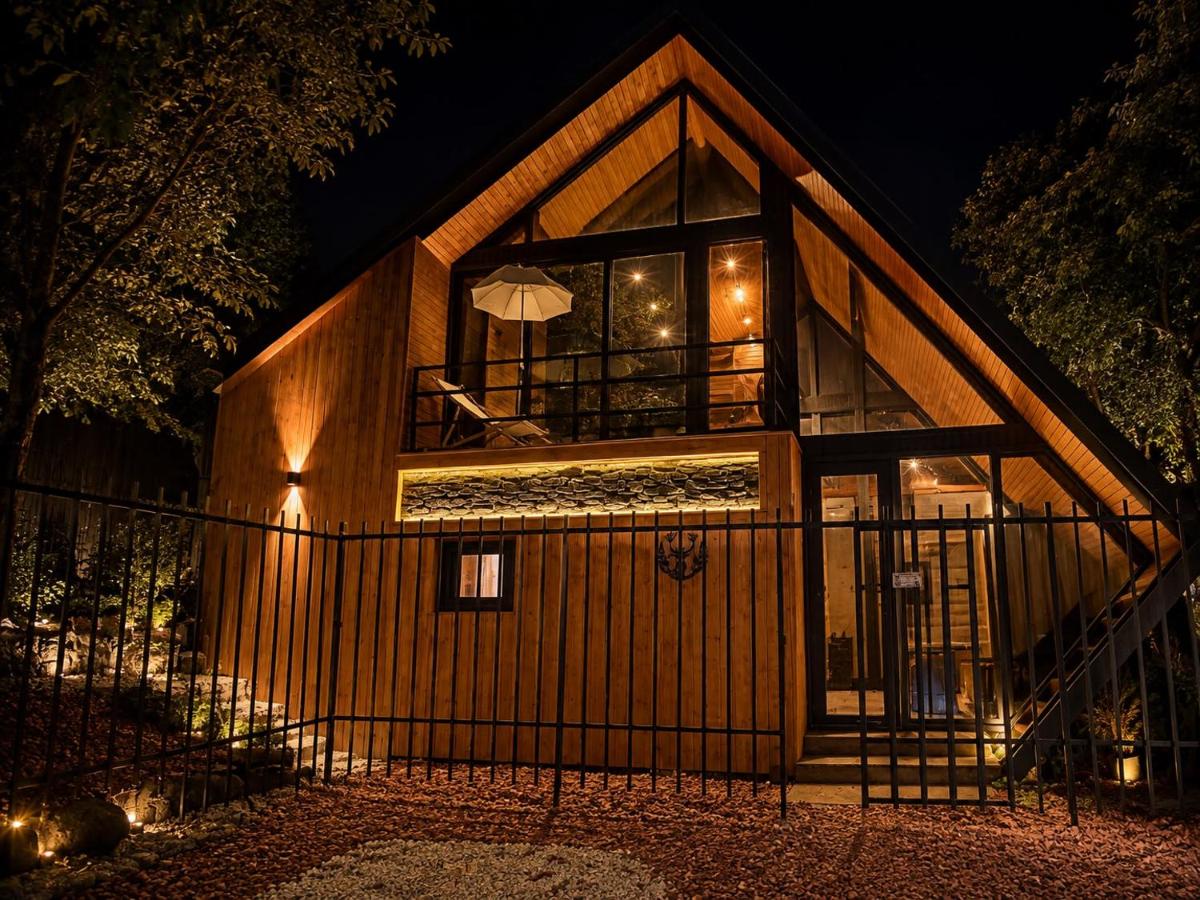Aura Frame Villa - B&B Arzni