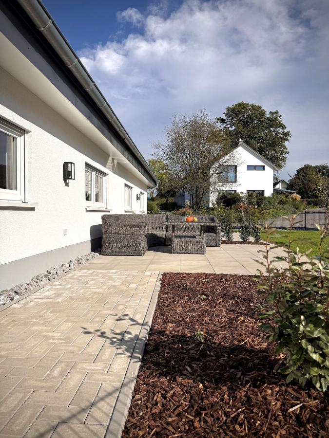 Hochland - Neubau mit Terrasse - Bed and Breakfast Drolshagen