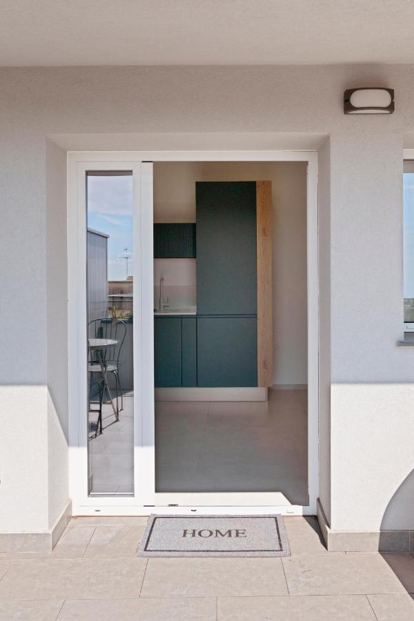 Studio with Terrace