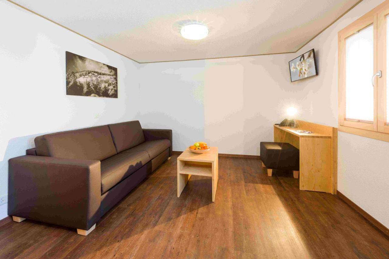 Nico Suite  (no kitchen) 