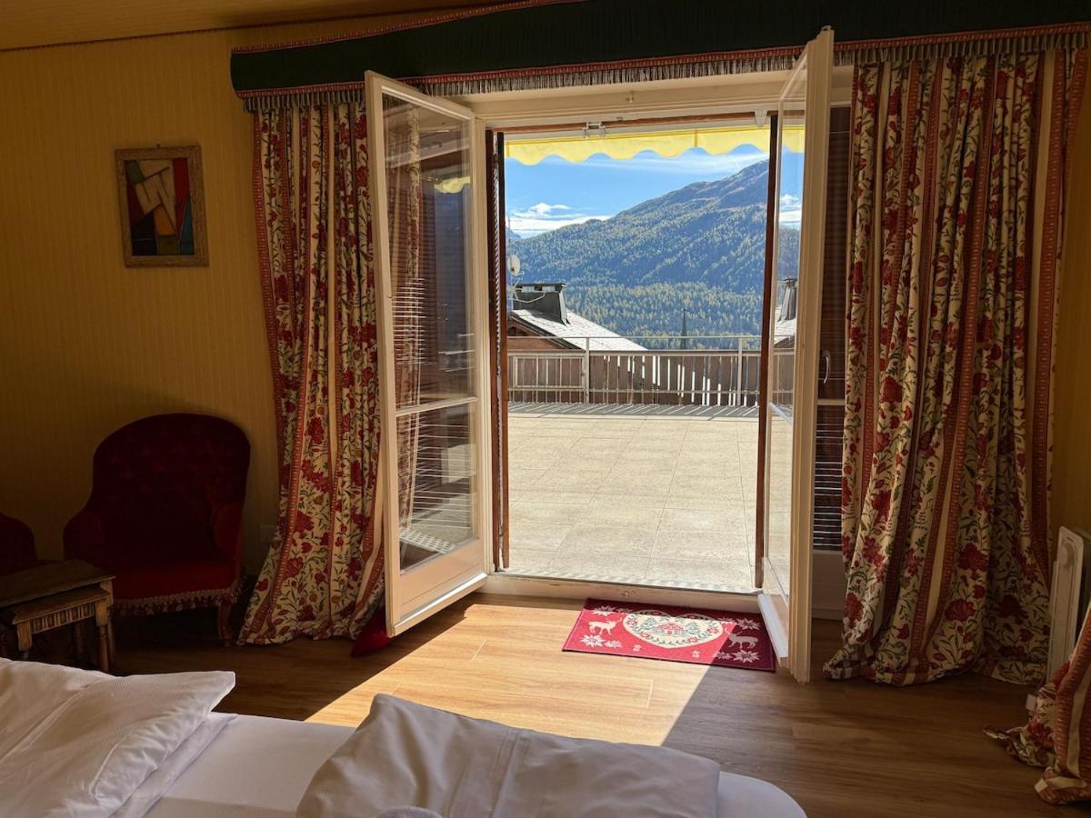 StMoritz Center Vintage Terrace 180 full lake view - Chambres d'hôtes Saint-Moritz