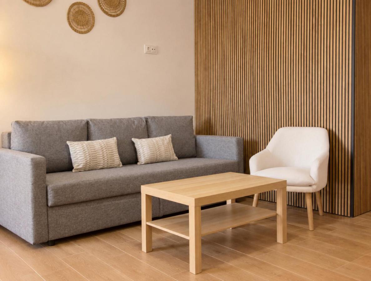 Studio mit Schlafsofa