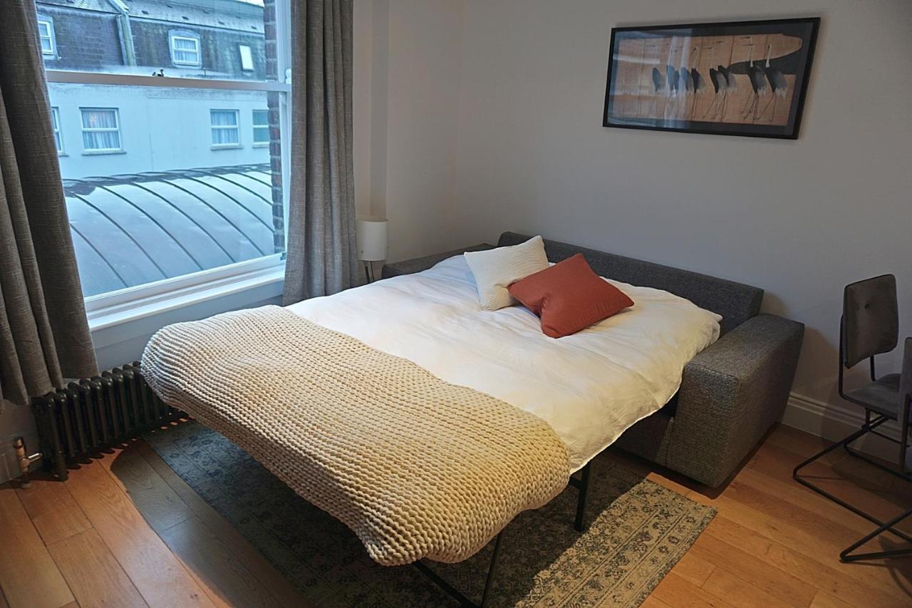 Temple Bar 1BD Large & Newly Upgraded Sleeps 4 - B&B Dublino