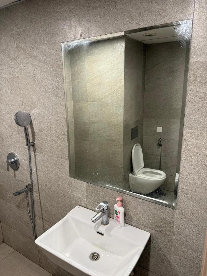 Crownstay - B&B Greater Noida