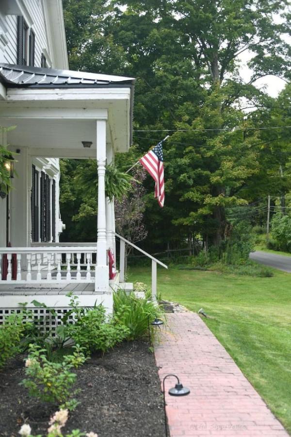 Farmhouse Lodge - Bed and Breakfast Altmar