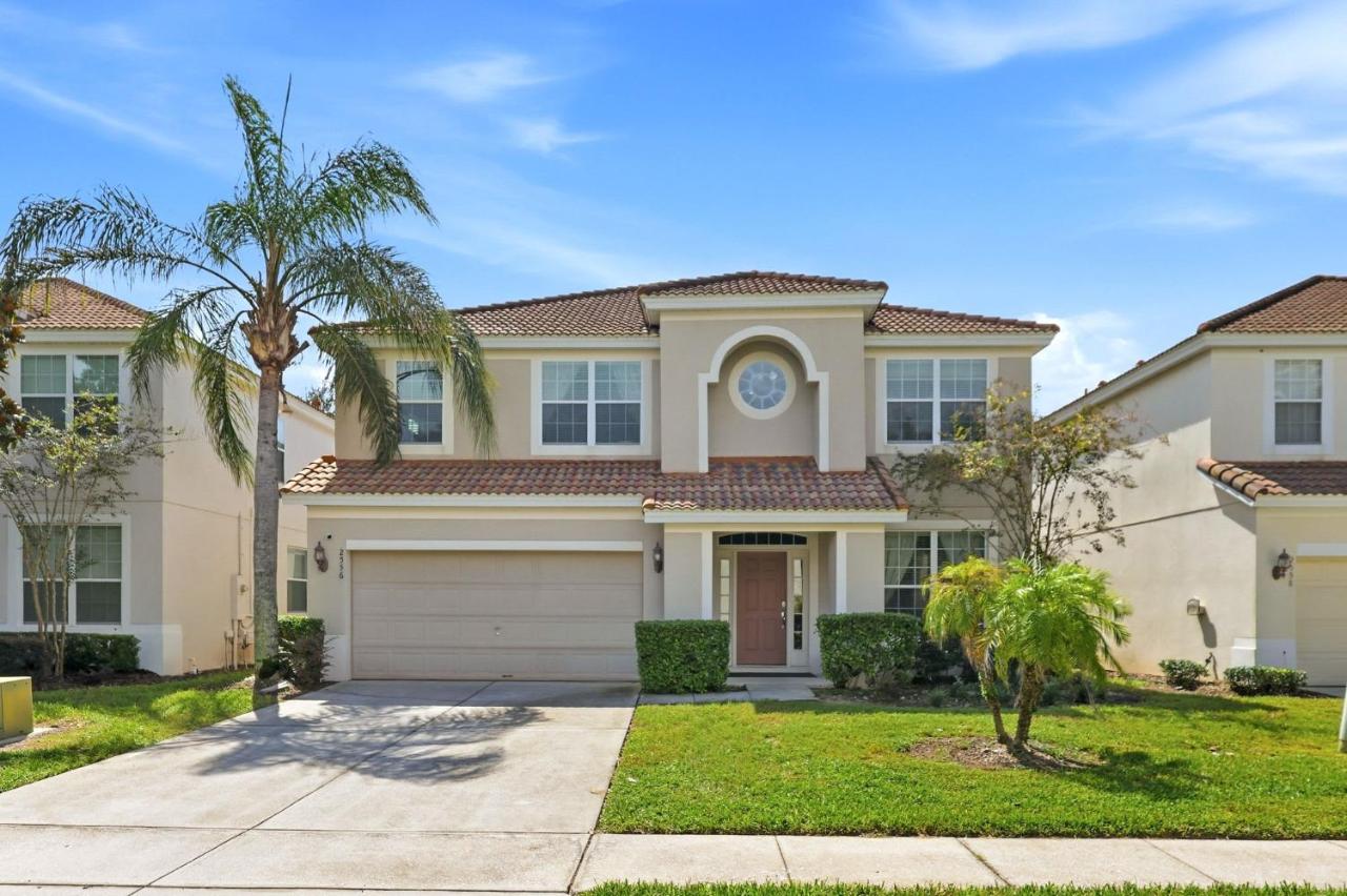 Windsor Hills Dream Private Screened Pool Home - Bed and Breakfast Orlando