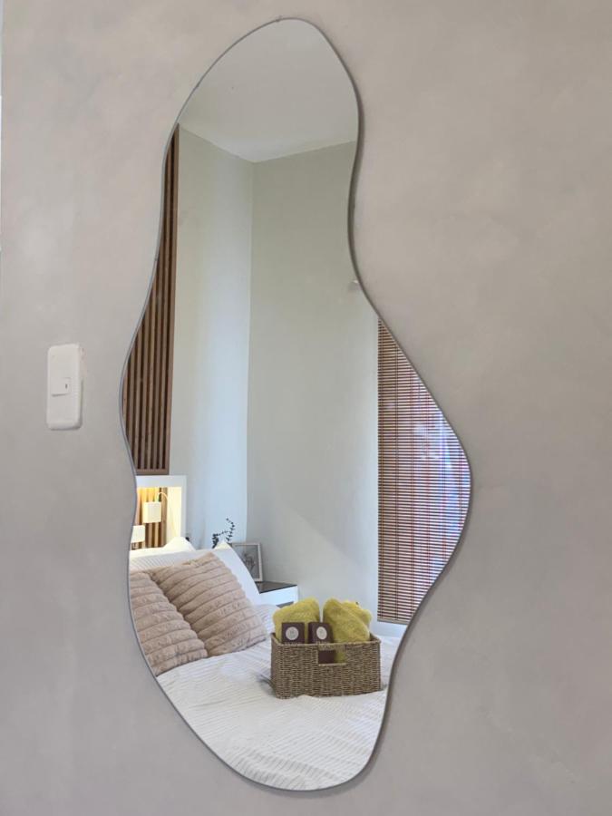 Studio 15 & 19 Cozy Staycation at Mesavirre Garden Residences - B&B Bacolod City