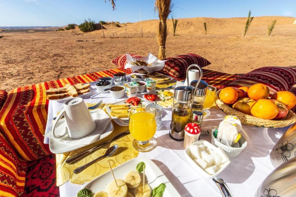 Mhamid Authentic Luxury Camp - B&B Mhamid