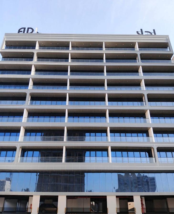شقة فاخرة بإطلالة كاملة على البحر وصالة سينما - Bed and Breakfast Khobar
