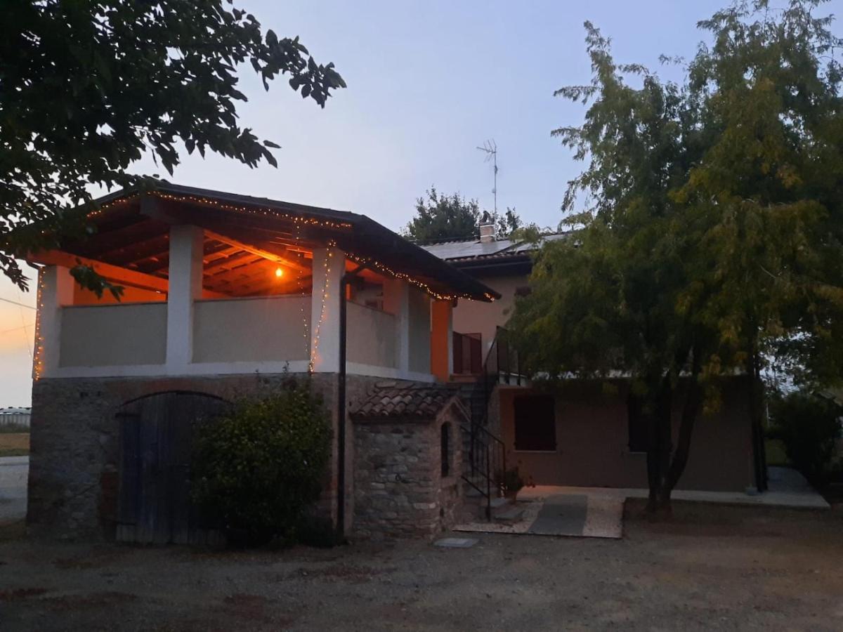 Appartamenti La GHISONA - Bed and Breakfast Rivalta Trebbia