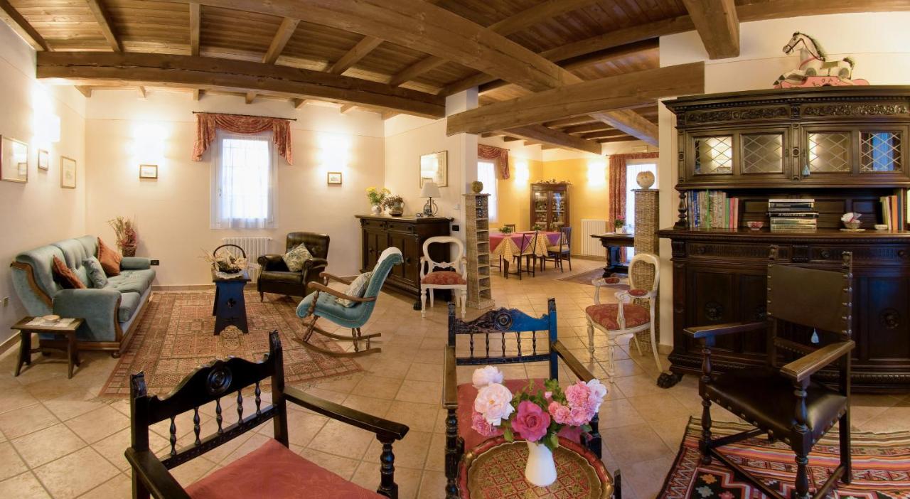 B&B Ferrare - Agriturismo Alla Casella - Bed and Breakfast Ferrare