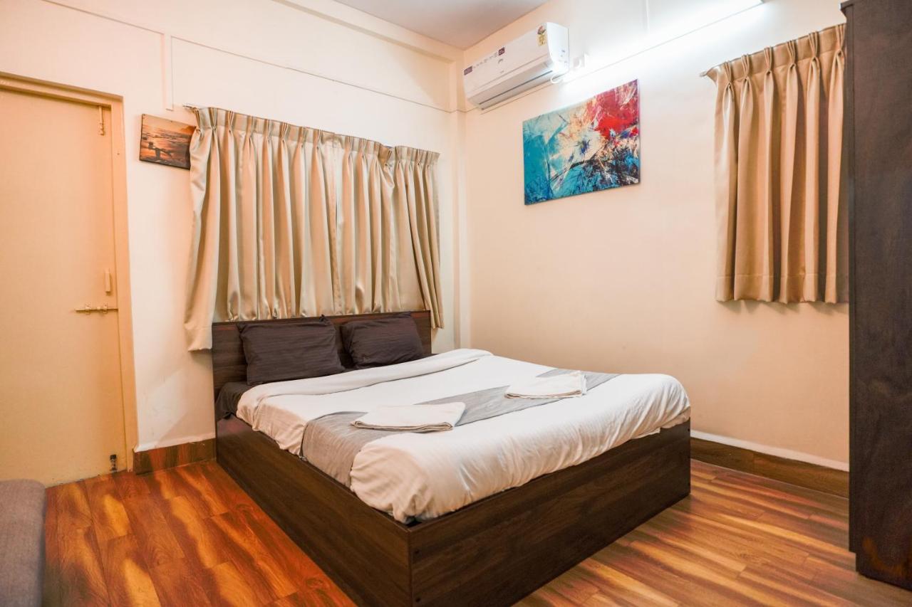 The Park Side 2bhk by Royal Luxor Stays in Koregaon Park Pune - Chambres d'hôtes Pune
