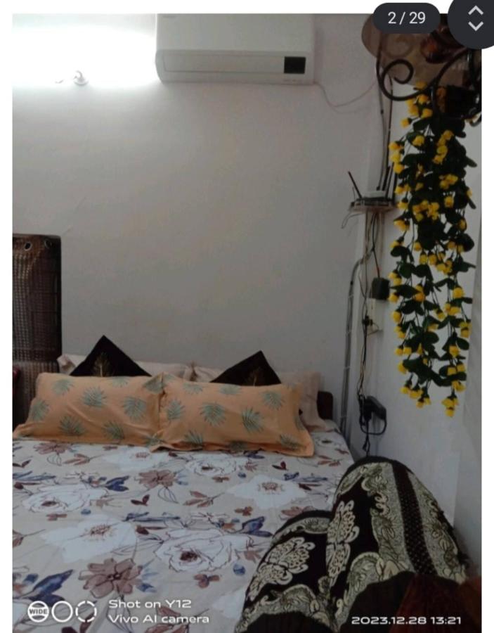 Janot - Victoria's Vintage Home - Ferienwohnung Arambol