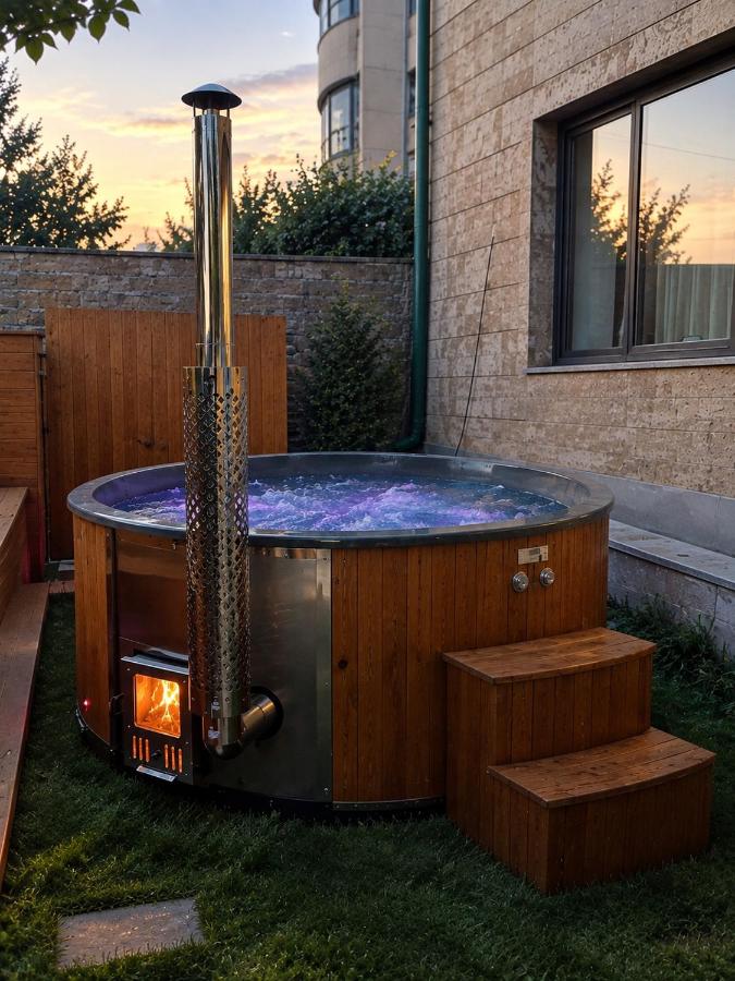 Luxury Villa in Yerevan, Up To 43C Heated Jacuzzi, Pool, Perfect For Family - B&B Yerevan