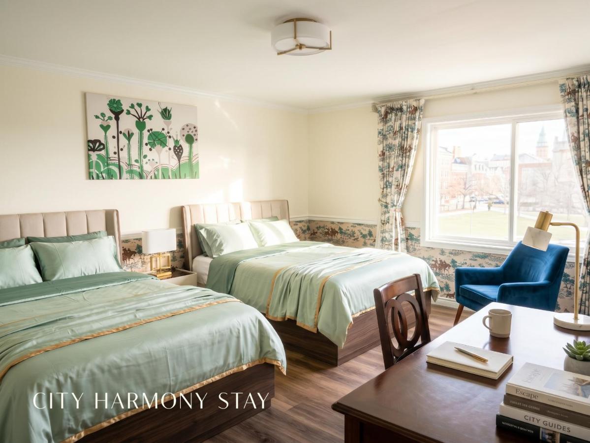 Master Bedroom with Two Queen Sized Bed - Chambres d'hôtes Richmond