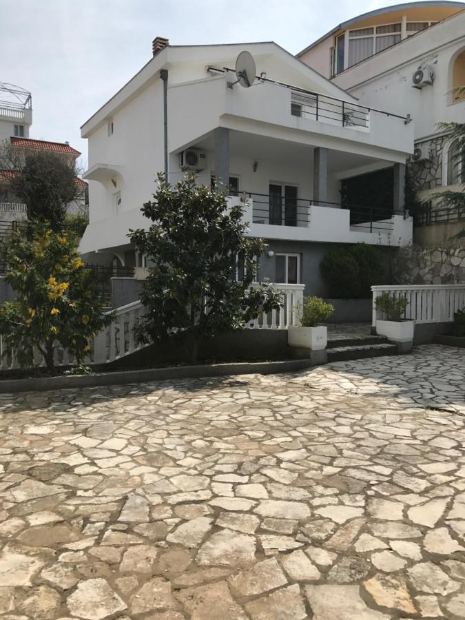 Villa Diana - Ferienwohnung