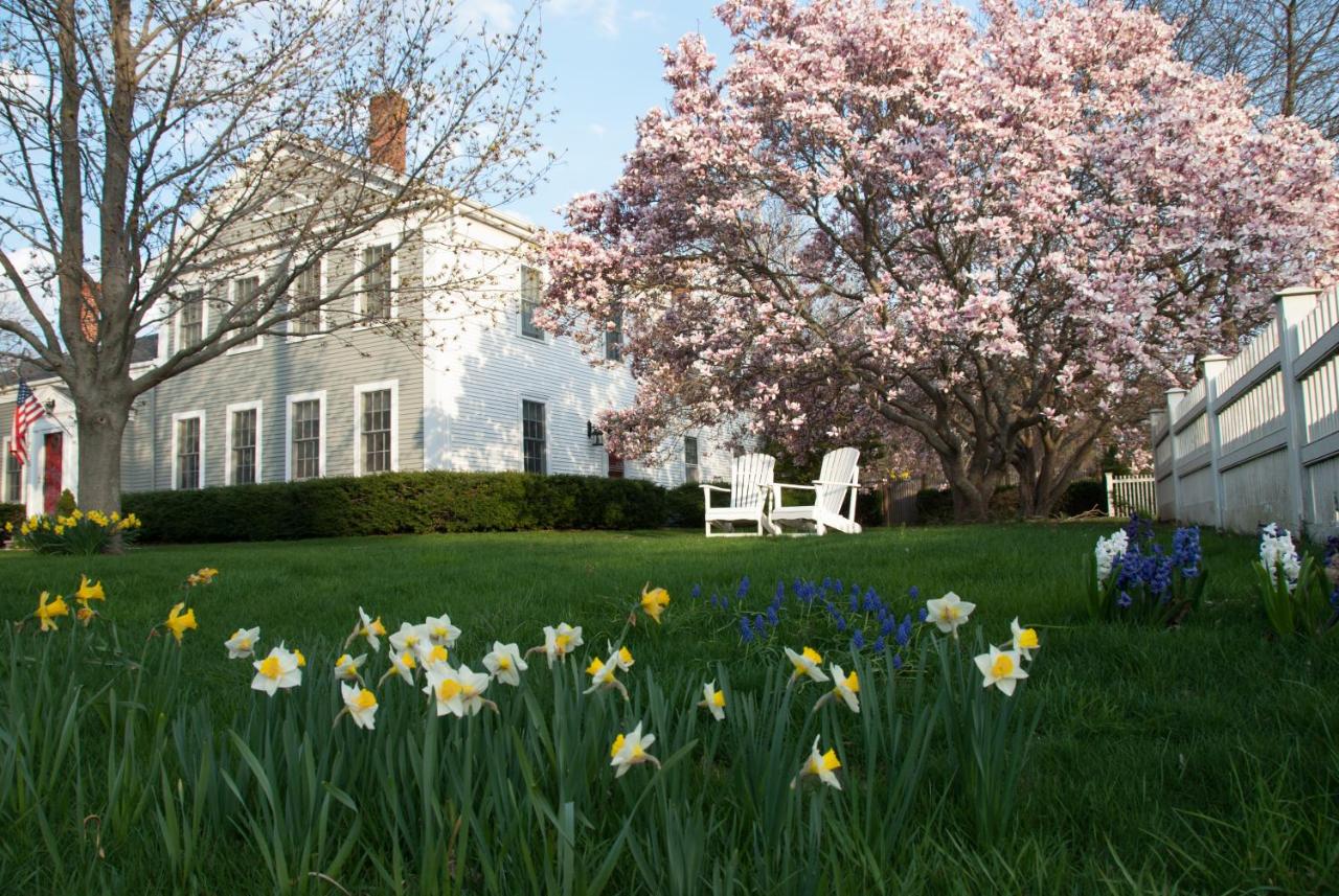 Brewster by the Sea Inn - Bed and Breakfast