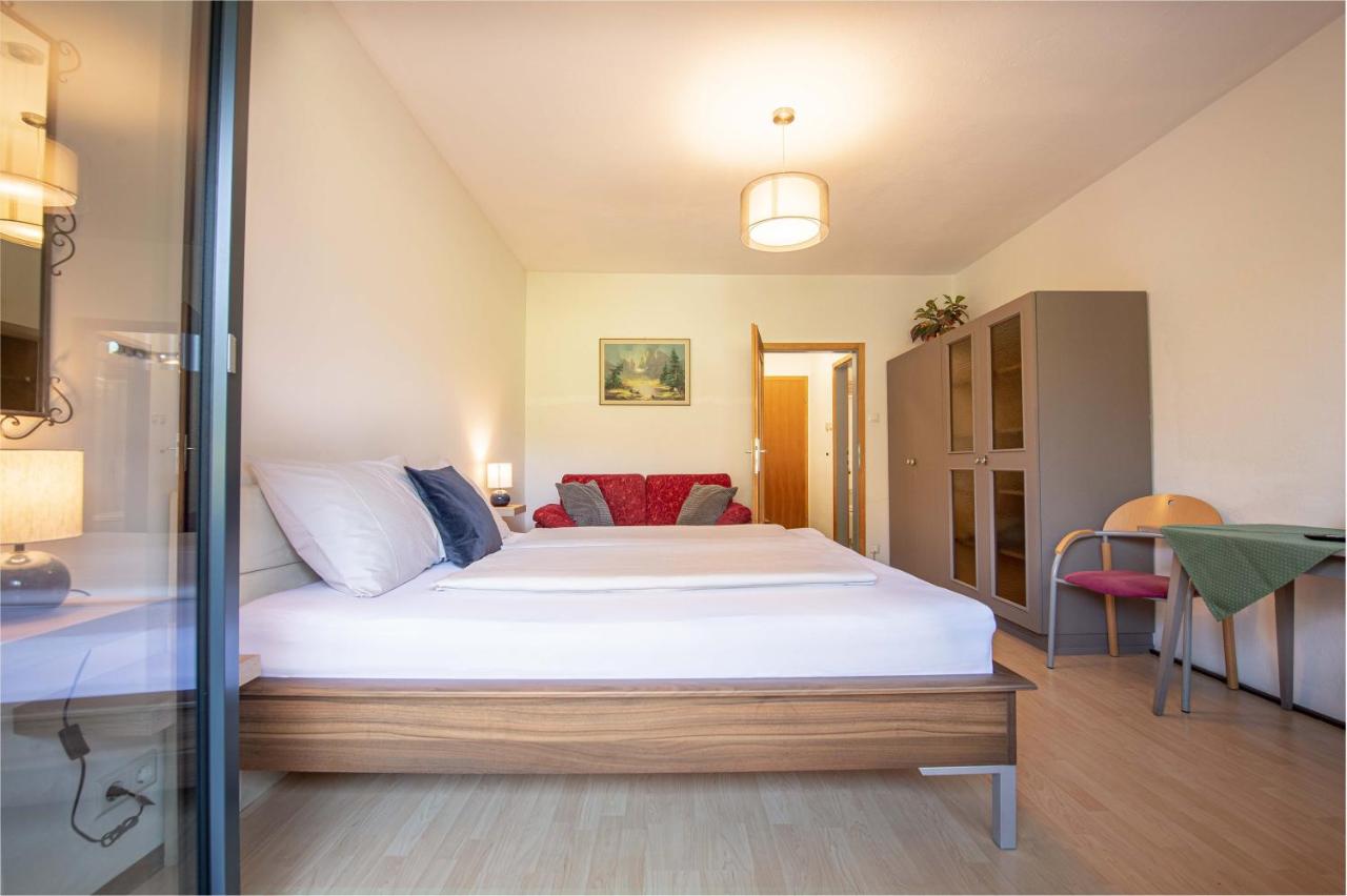 Appartamento con 2 Camere da Letto e con Vista Montagna