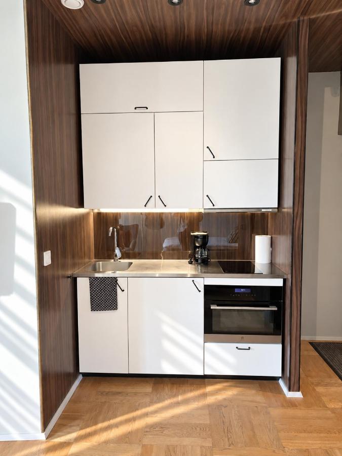 Single studio longer stays