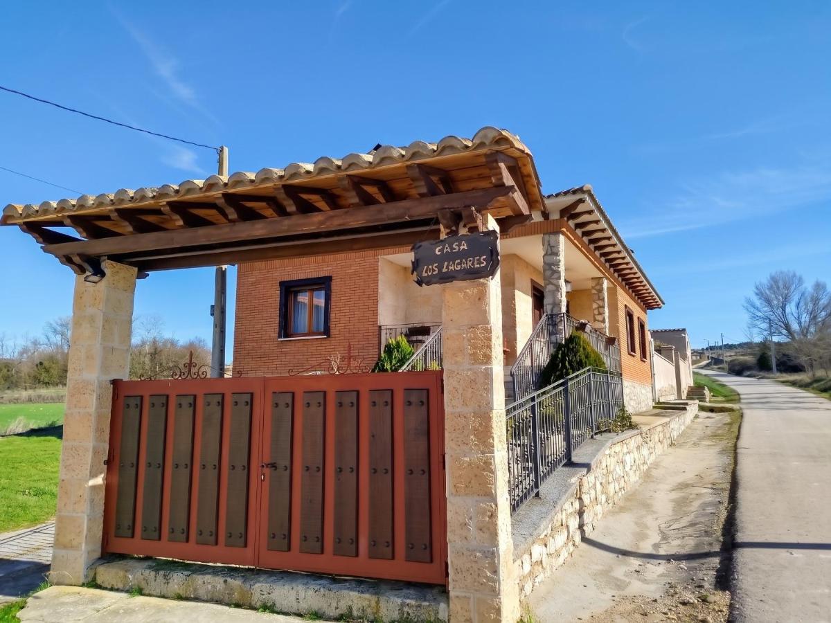 Family house in Peral de Arlanza with fenced garden - B&B Peral de Arlanza