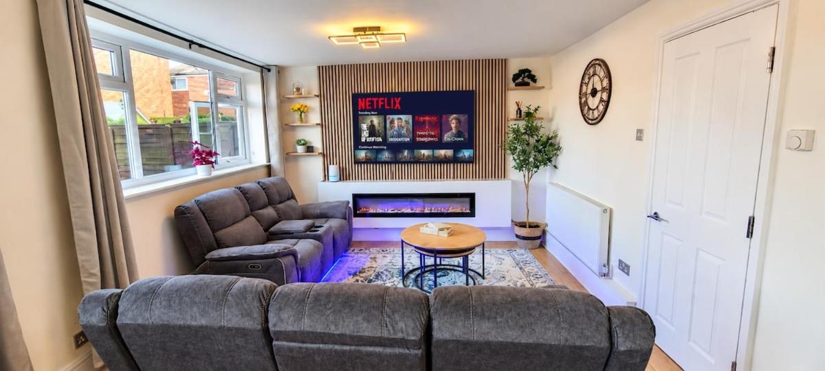 Luxury 3BR, fully Refurb, Etihad, Co-op Live - B&B Manchester