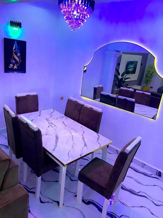 Luxury 2 Bedroom Apt 24 7 Power Wi-Fi - B&B Ihie-Ndume