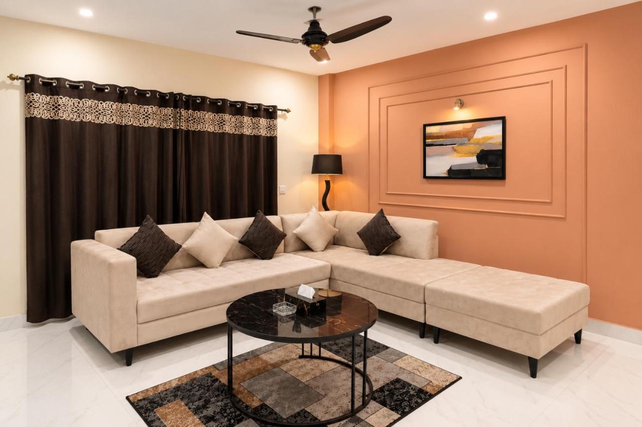 Premium Loft 1 BHK with View & Balcony & Parking in Phase 7 - B&B Rawalpindi