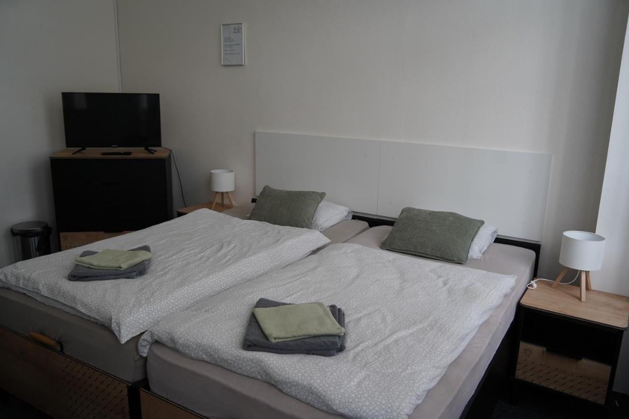 Driepersoonskamer met Eigen Badkamer