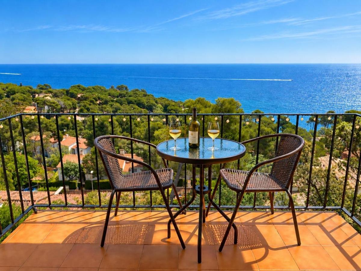 Wonderful studio with brilliant views to the sea! - B&B Palafrugell