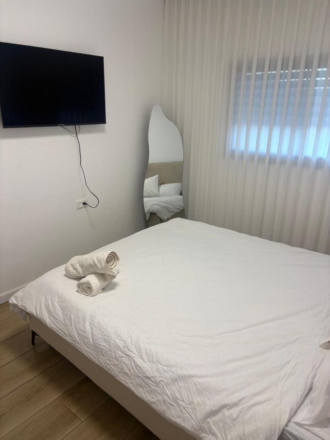 Yarin's apartment - Bed and Breakfast Kirjat Sjmona