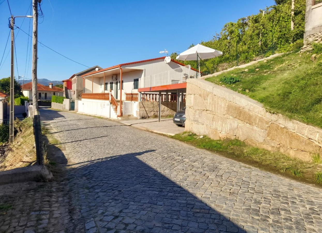 Comfortable house in Atei, 70 m², ideal for 8 guests - Bed and Breakfast Atei