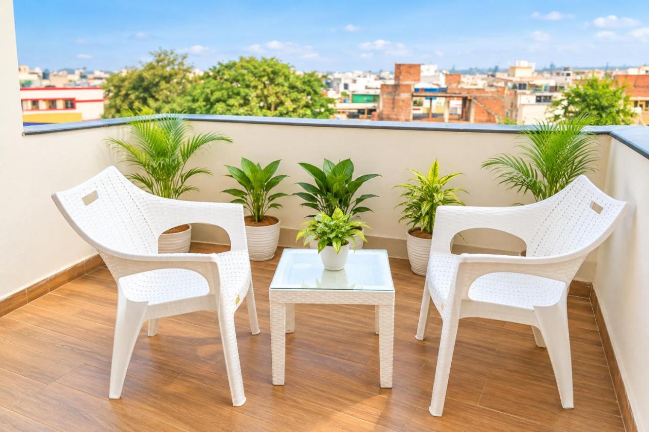 The Dera Living 2 - B&B Gwalior