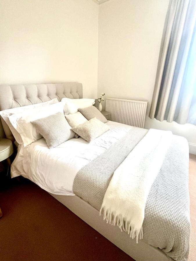 Beautiful London maisonette right by East Finchley tube - B&B Londres