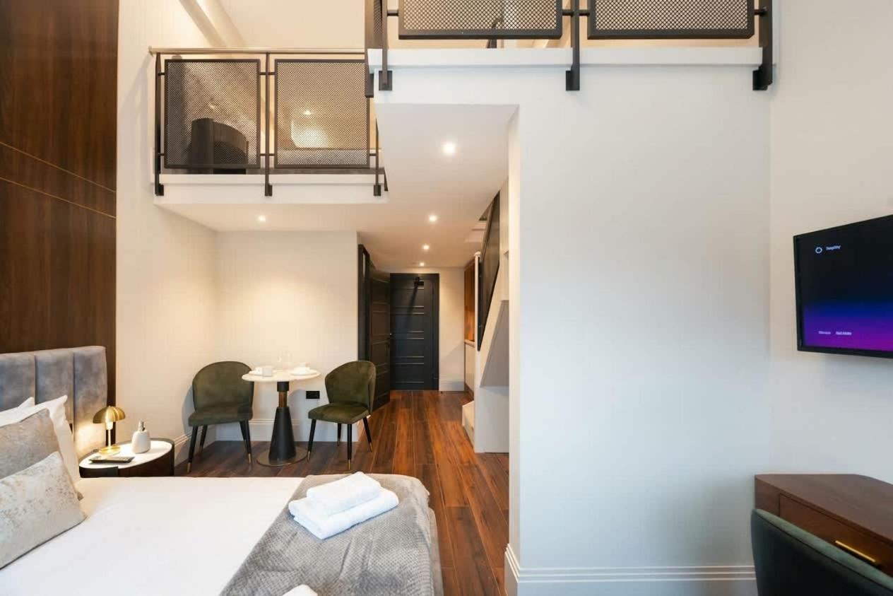 Modern Central Hastings Mezzanine Studio nr Beach - Ferienwohnung Hastings