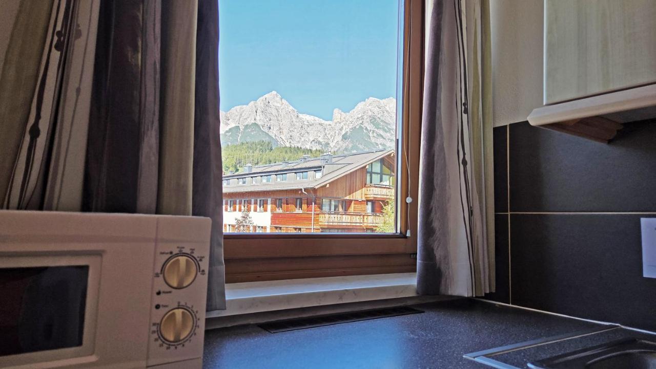 Alpin Apartments - B&B Maria Alm am Steinernen Meer
