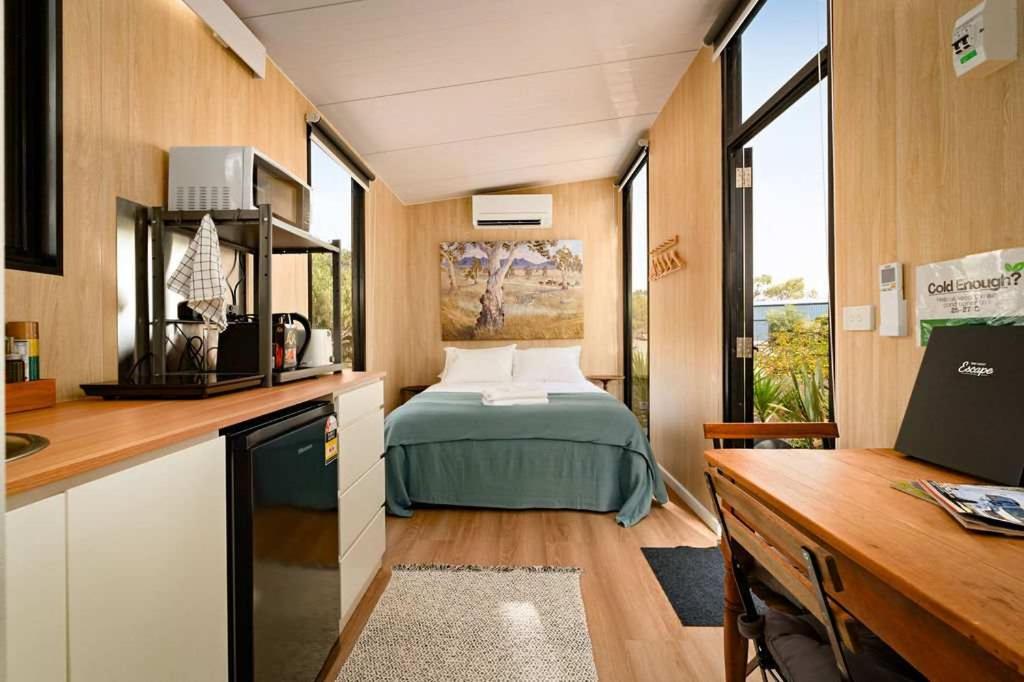 Bush Serenity by the Sea by Tiny Away - B&B Bolwarra