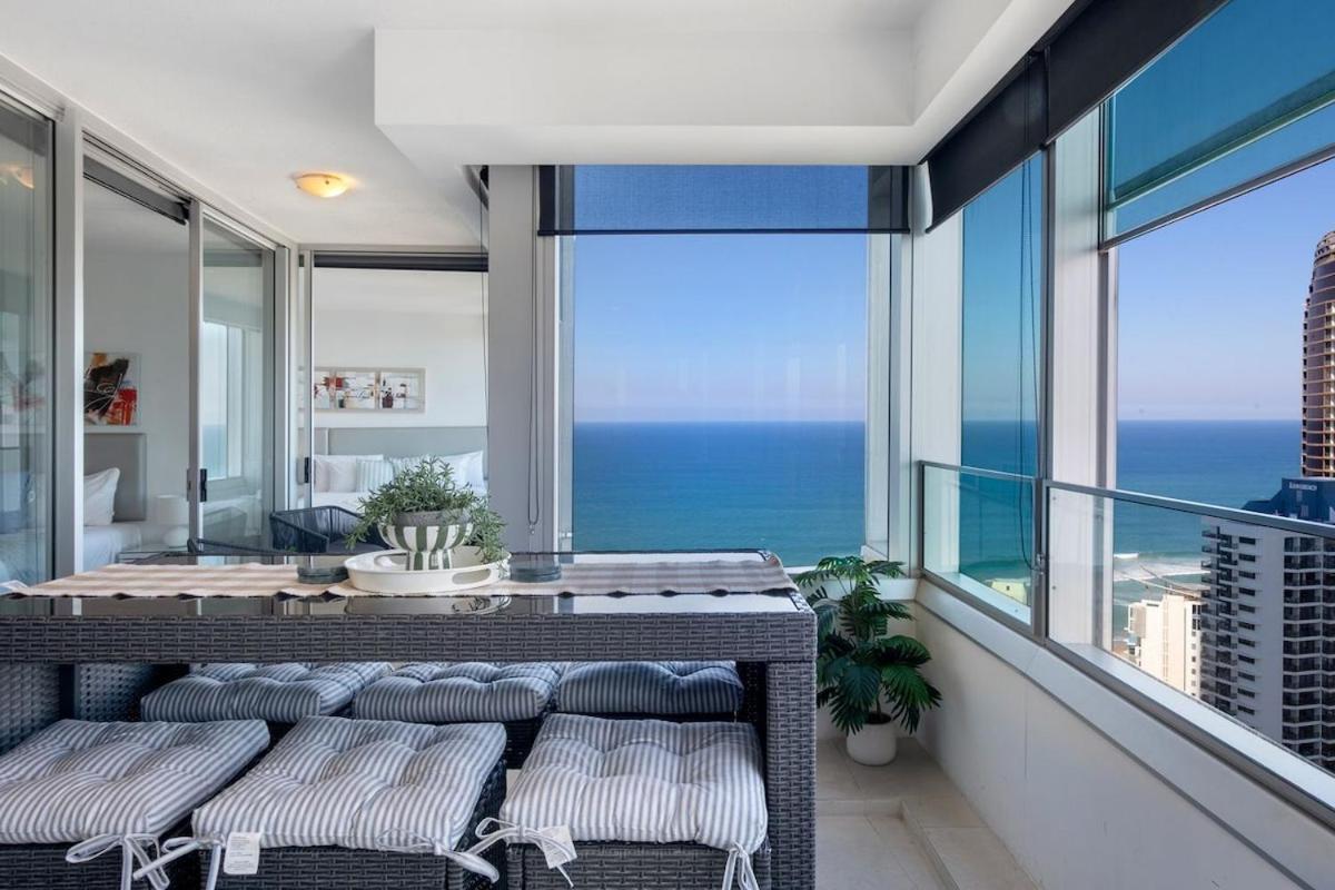 Luxury 3 Bedroom Apartment with Ocean Views - Coast HM - B&B Gold Coast