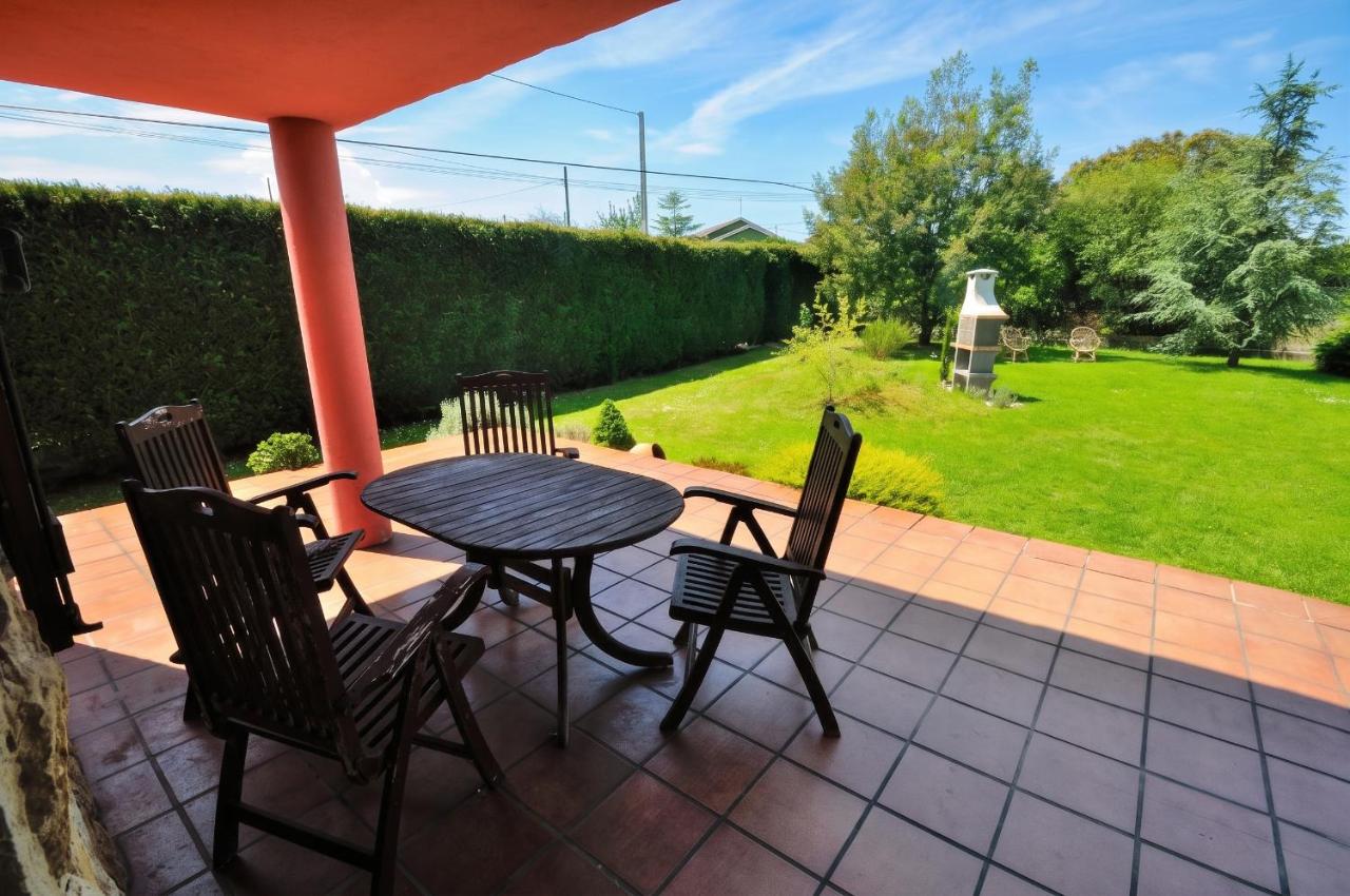 Charming house in Albuerne with fenced garden - B&B Albuerne
