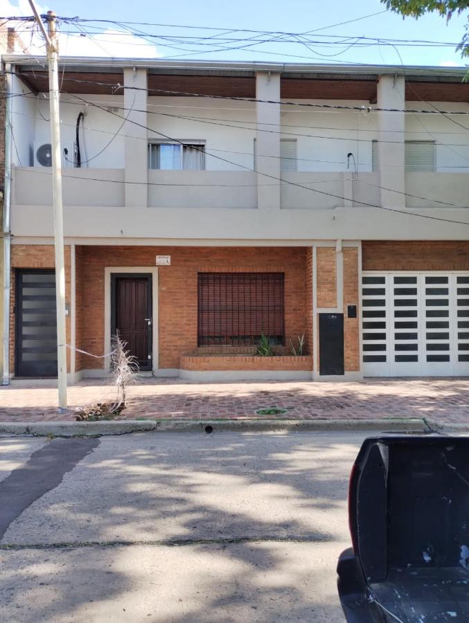 Alojamiento FB 1584-1 Pergamino - B&B Pergamino