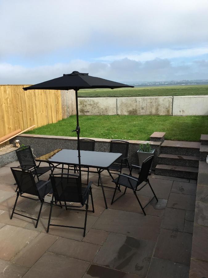 Waters Edge - B&B Penclawdd