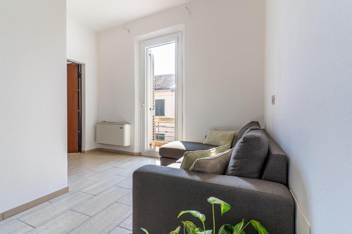 Private Parking & Comfort - Centro Villa 4 - B&B Ferrara
