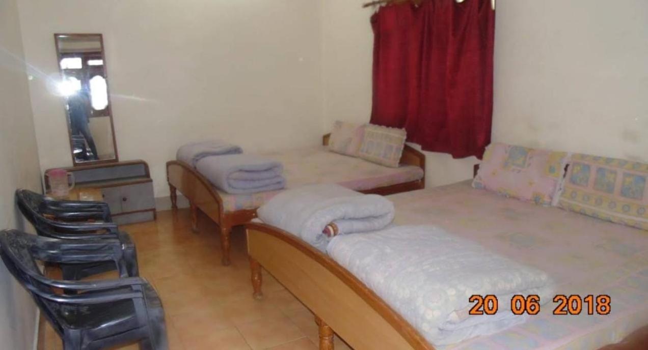 Negi Shan Hotel - B&B Jāmb
