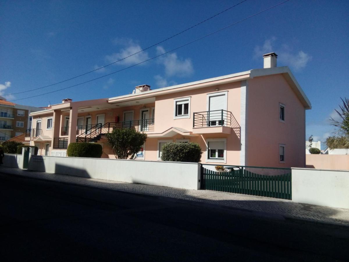 B&B Peniche - Apartamento Porto de Areia - Bed and Breakfast Peniche