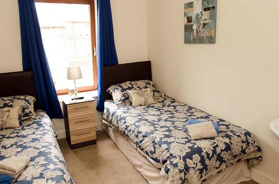 Zweibettzimmer mit Gemeinschaftsbad
