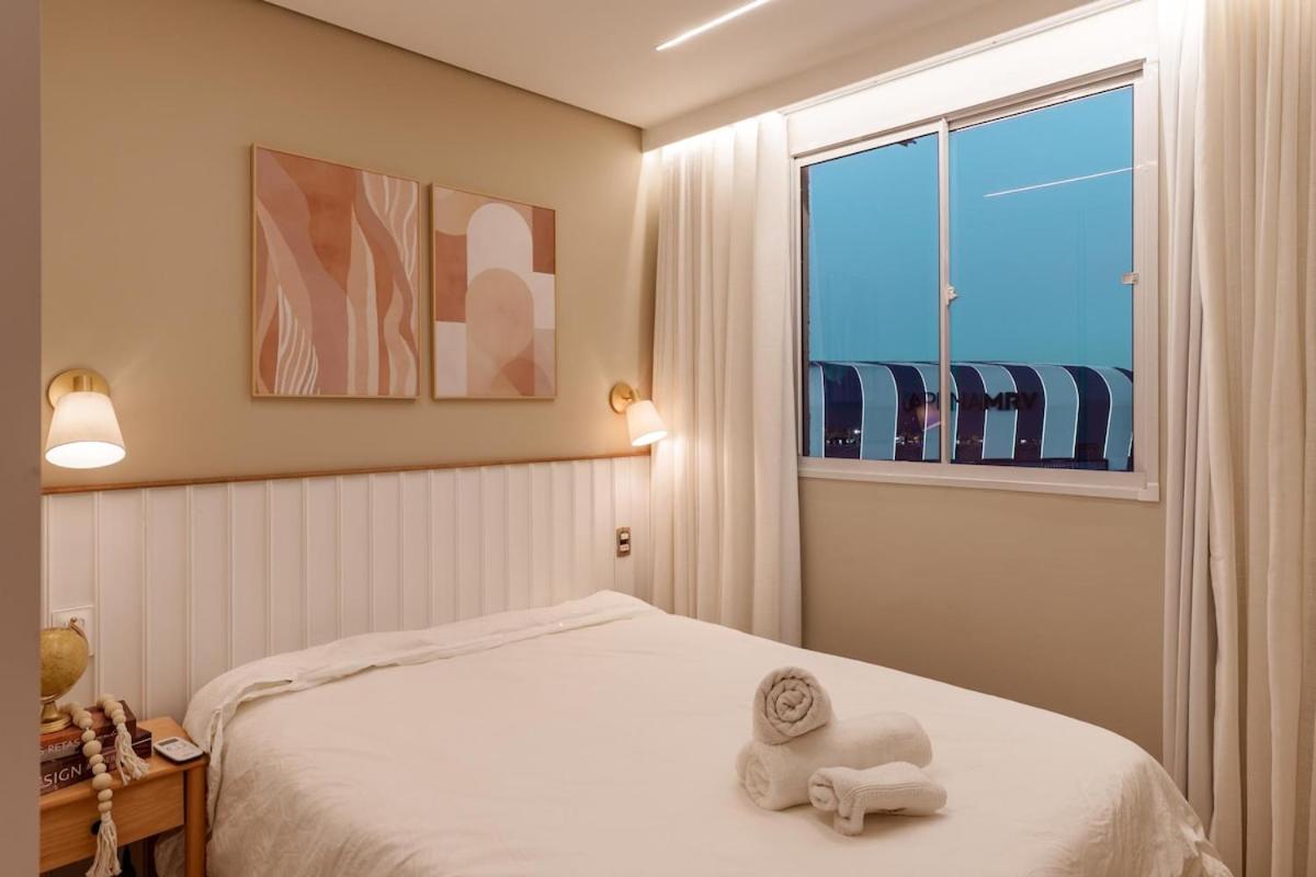 Apartamento decorando com vista perfeita para Arena MRV - B&B Belo Horizonte