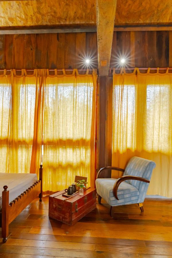 Triple Room with Pool View