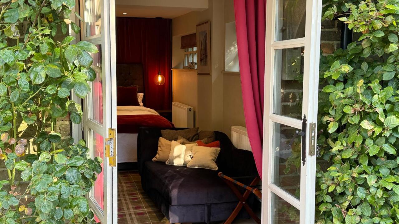 Bootmenders B&B - B&B Petersfield