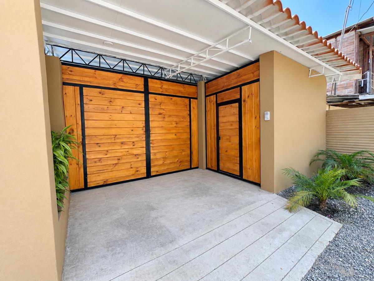 Casa Greemat 3Habs con AC, piscina y a pasos del mar - B&B Zorritos
